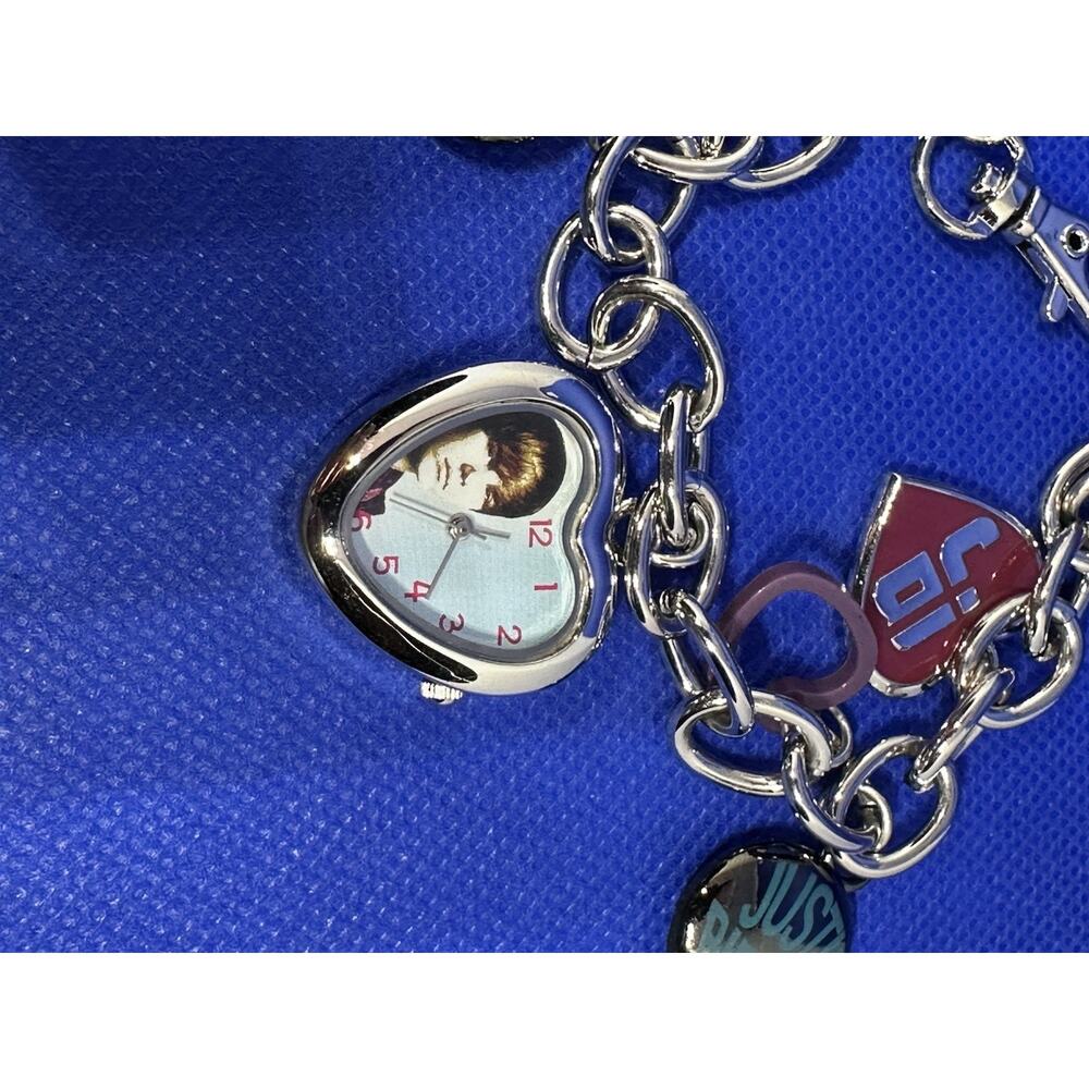 Justin Bieber JB Heart Charm Bracelet Watch 2010s Belieber NEW Working - Picture 2 of 3